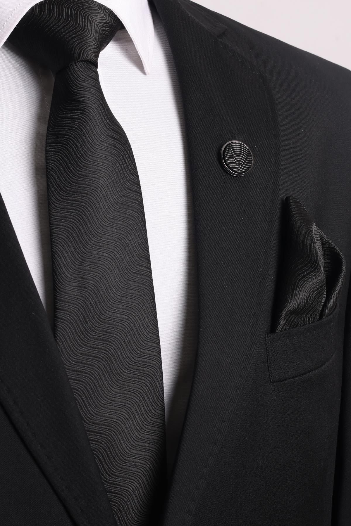 Esgue 7.5 cm Siyah Desenli Kravat Mendil Broş Hediye Seti