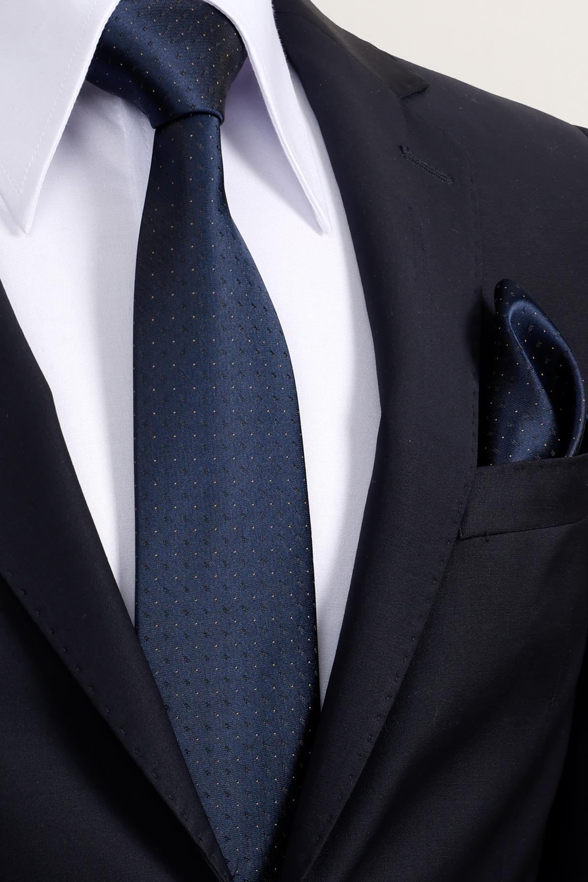 Esgue 8 Cm Klasik Geniş Hand Made Lacivert Sarı Nokta Desen Mendilli Kravat