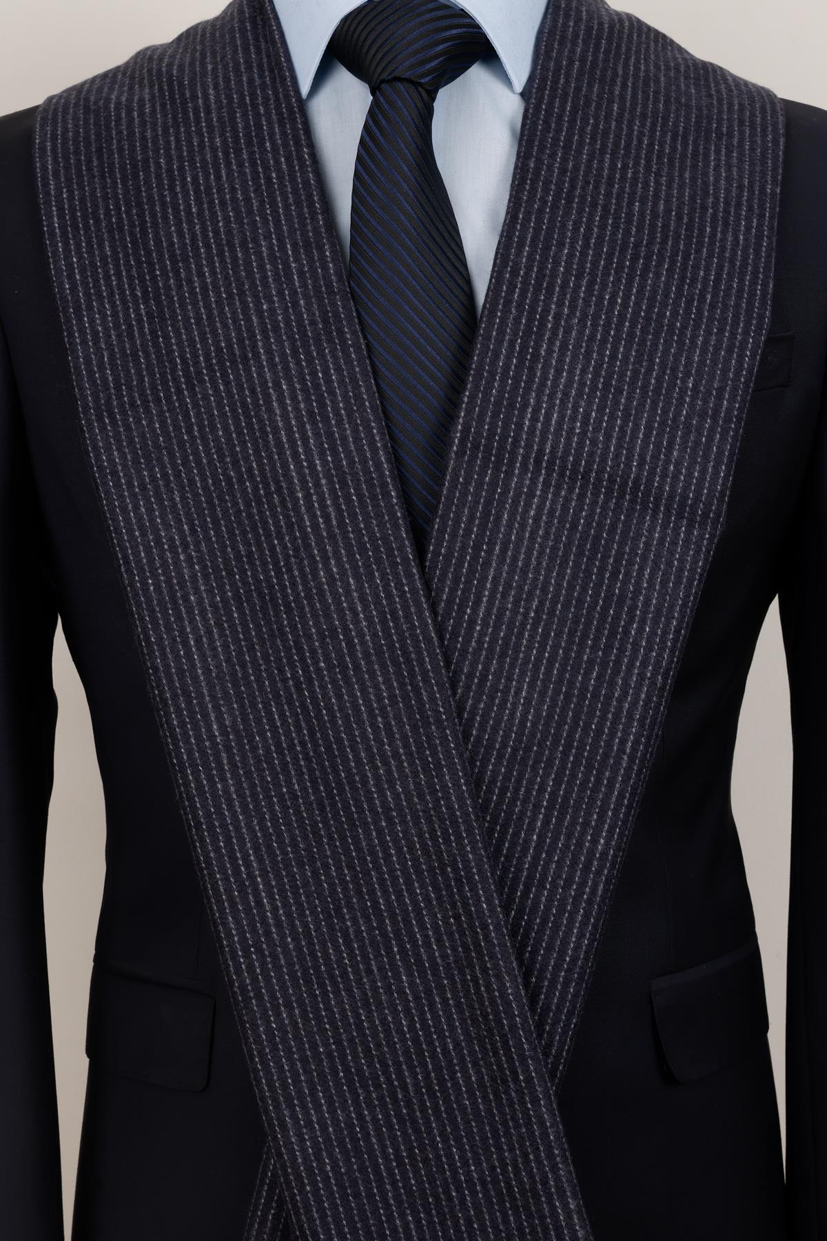 Esgue Yünlü Lacivert İnce Çizgili Kaşkol - Klasik ve Modern Erkek Atkı