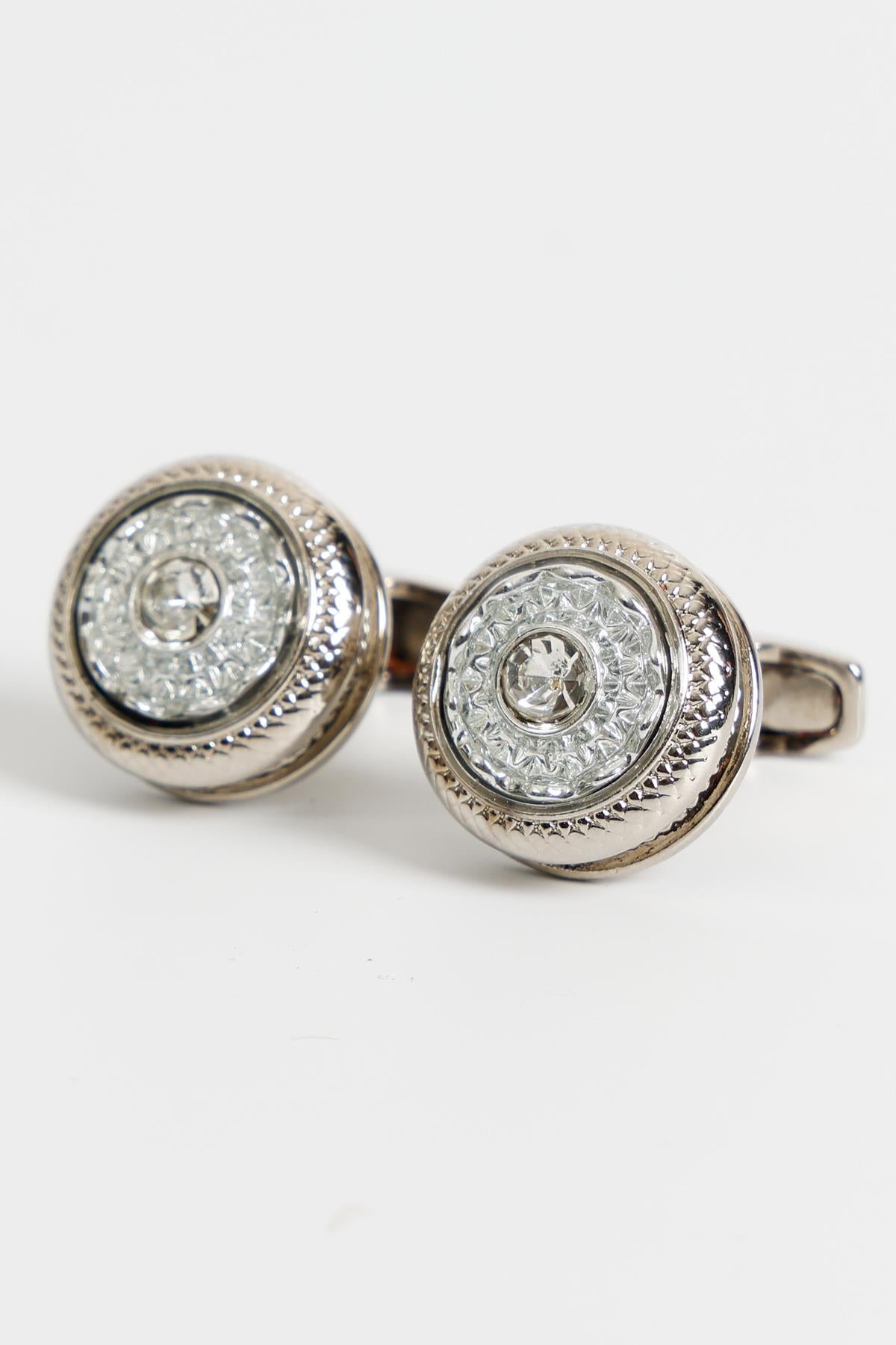 Esgue Gümüş Renk Beyaz Taşlı Desenli Yuvarlak Kol Düğmesi KD:7204