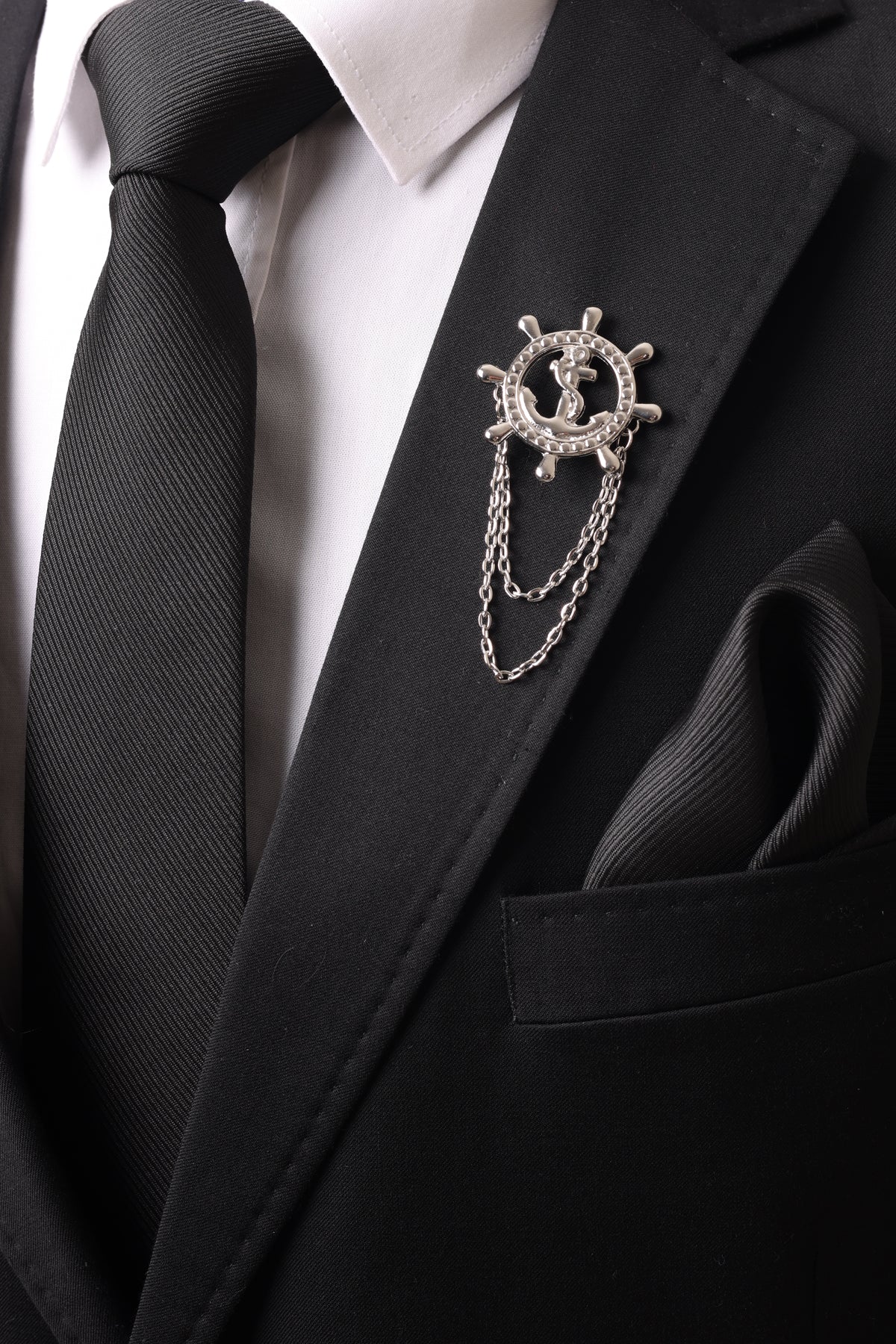 Esgue Zincirli Dümen Yaka Broş