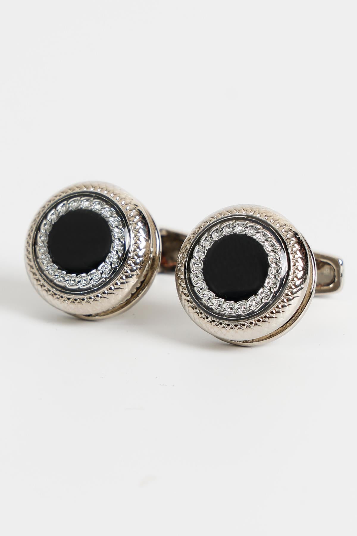 Esgue Gümüş Renk Siyah Desenli Yuvarlak Kol Düğmesi KD:7202