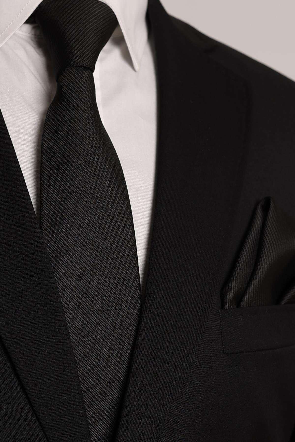 Esgue Hand Made Desenli Siyah Kravat & Mendil & Siyah Gold Kol Düğmesi & Kravat Maşası Hediye Seti