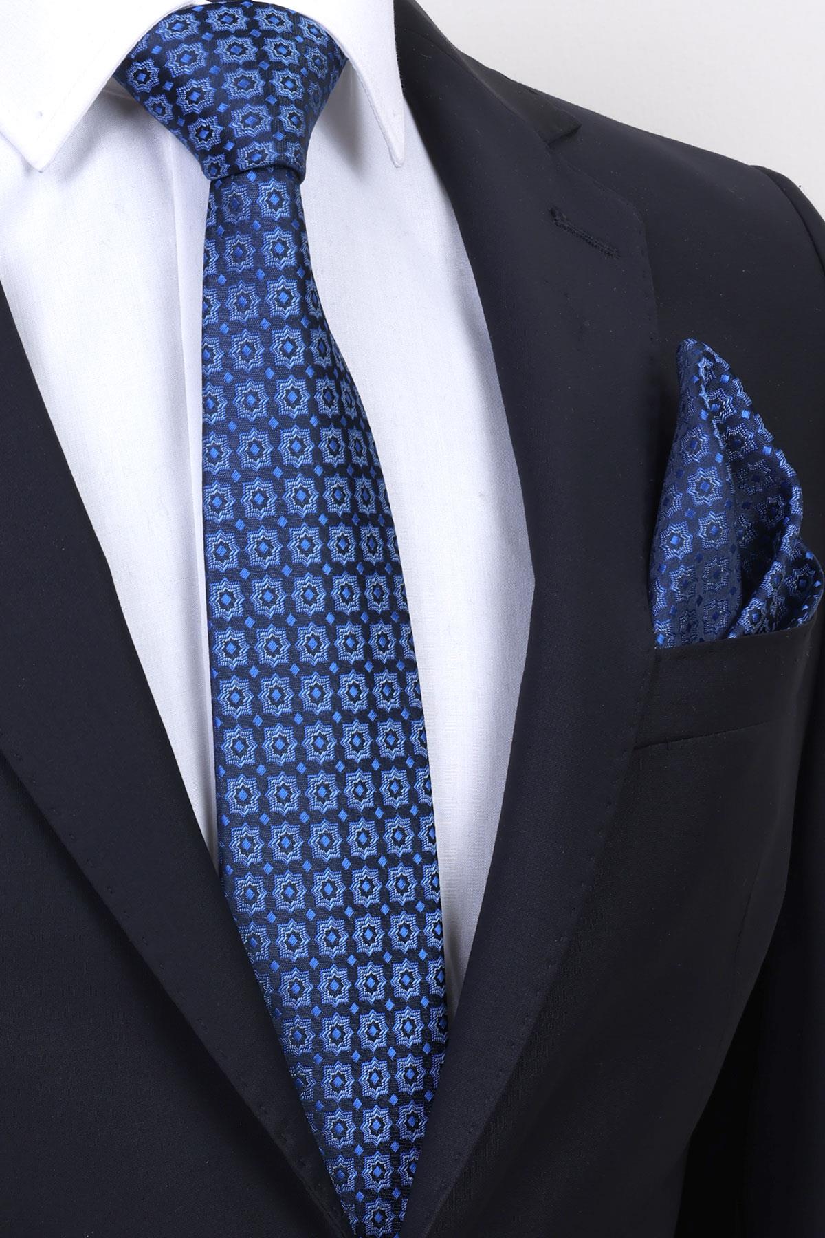 Esgue Hand Made Motif Desen Mavi Saks Kravat & Mendil & Desenli Kol Düğmesi Hediye Seti