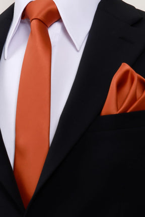 Esgue 6 cm İnce Saten Mendilli Kravat – Özel Hediye Kutulu Premium Slim Kravat