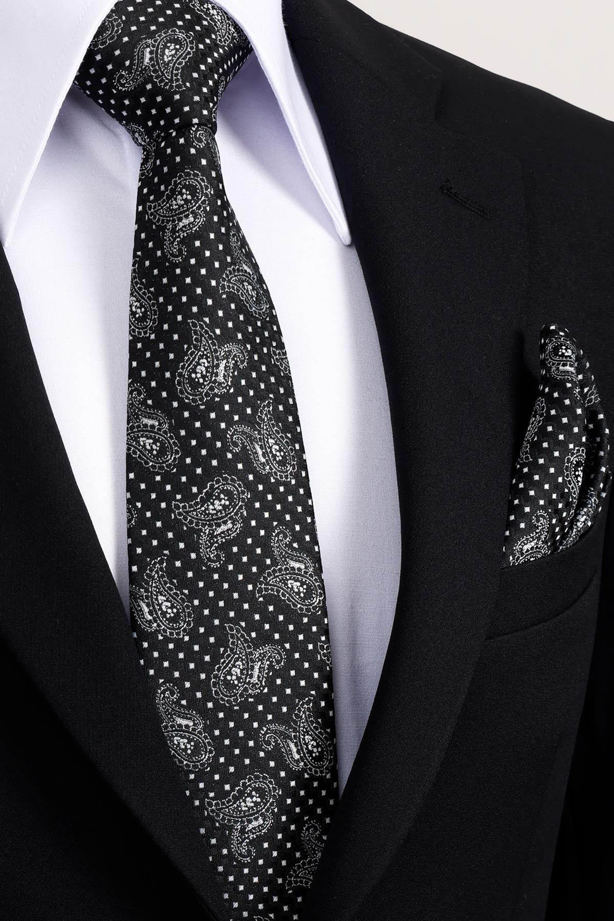 Esgue 8 Cm Klasik Geniş Hand Made Siyah - Beyaz Şal Desen Mendilli Kravat