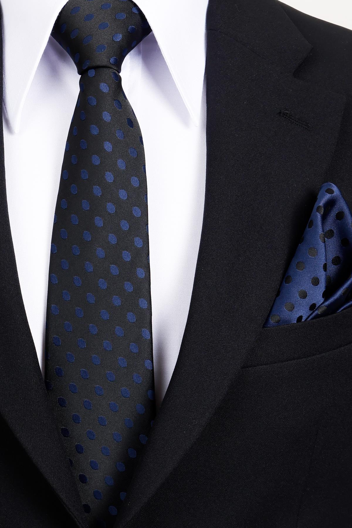 Esgue 8 Cm Klasik Geniş Hand Made Siyah - Lacivert Puantiye Desen Mendilli Kravat