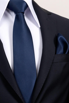 Esgue 8 cm Klasik Saten Mendilli Kravat – Farklı Renk Seçeneği, Özel Hediye Kutusunda Premium Erkek Kravat