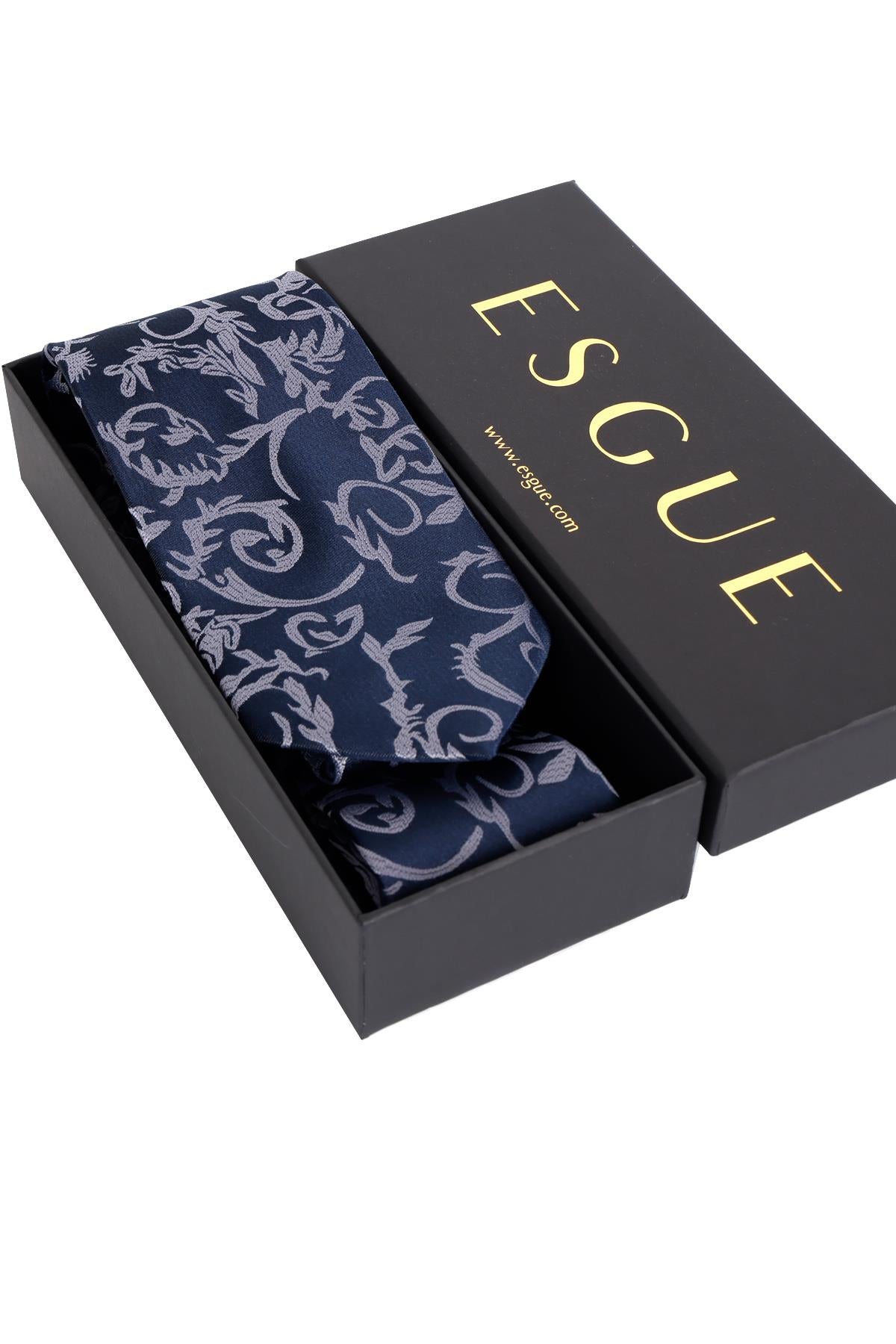 Esgue 8 cm Lacivert Gri Desenli Hand Made Klasik Geniş Mendilli Kravat