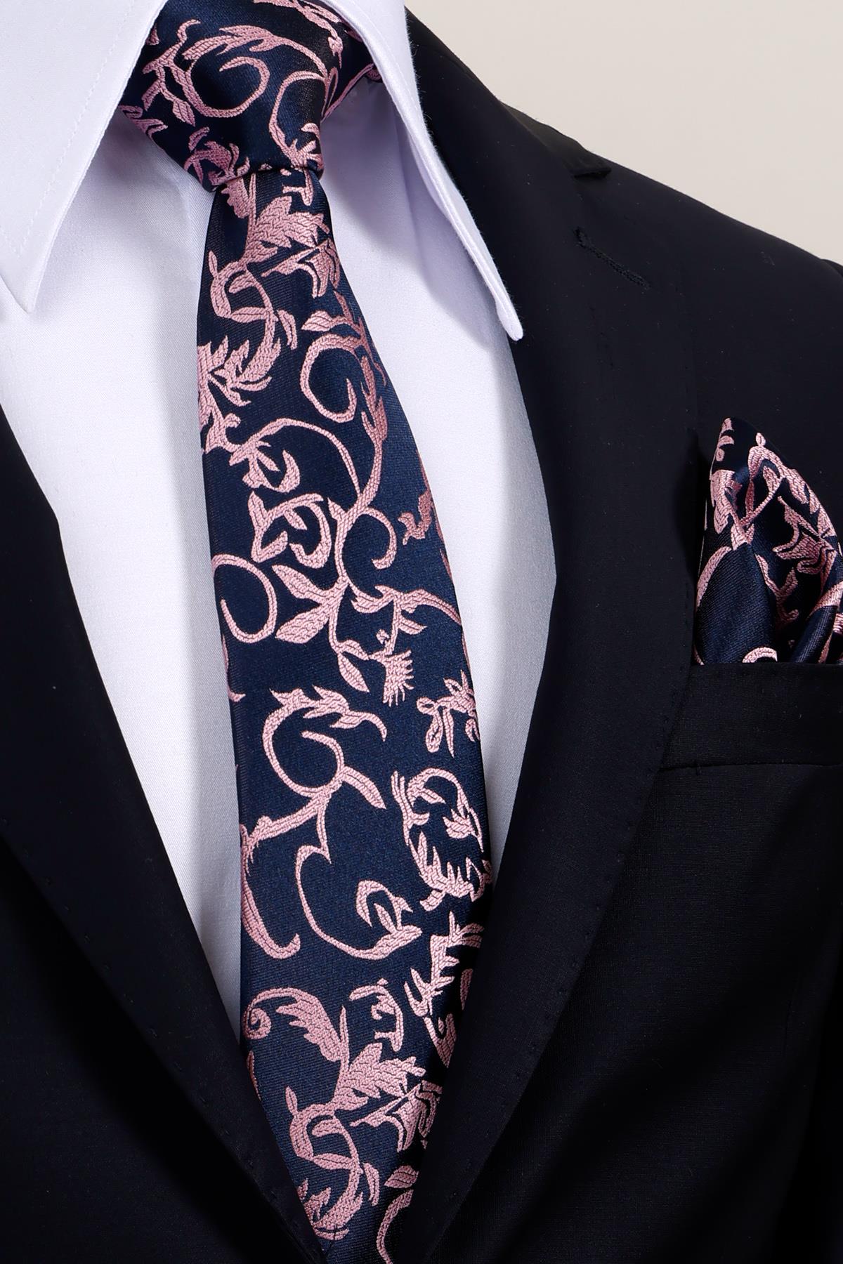 Esgue 8 cm Lacivert Pembe Desenli Hand Made Klasik Geniş Mendilli Kravat