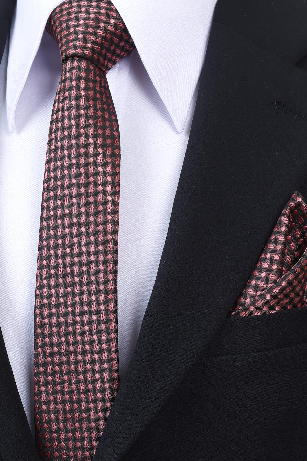 Esgue Hand Made 6 cm Slim  Desenli Kahverengi Pembe Renk Mendilli İnce Kravat