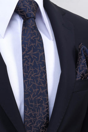 Esgue Hand Made 6 cm Slim Desenli Lacivert Kahve Renk Mendilli İnce Kravat