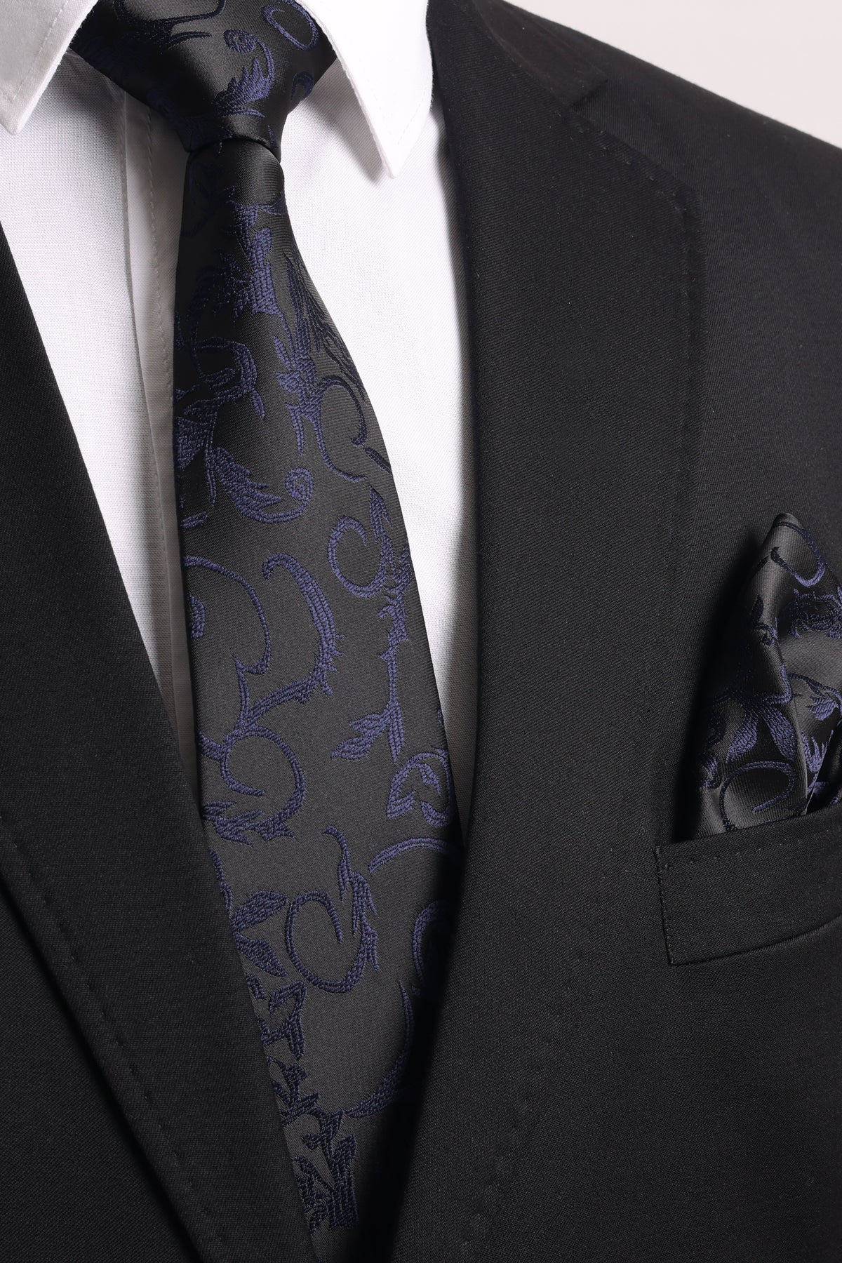 Esgue Hand Made 8 cm Lacivert - Siyah Desenli Kravat Mendil